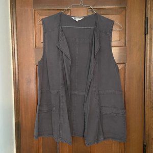 Size XL Bobeau gray vest